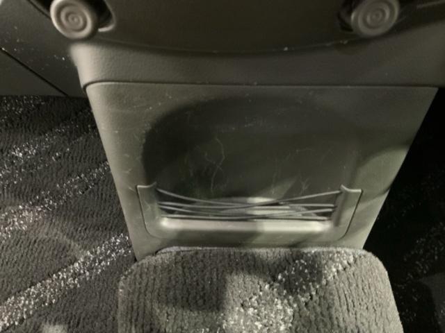 キューブ 15XVセレクション 保証付 ETC HID フォグライト スマ-トキ- スペアキ- 整備記録簿 ベンチシ-ト ドアバイザ- Wエアバッグ AAC フロントベンチシート USBポート AUTOエアコン 記録簿付き ABS(26枚目)