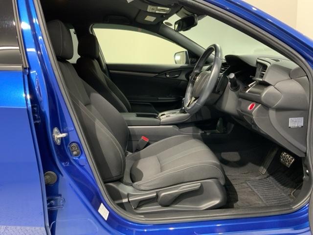 シビック ハッチバック H SENSING 最長5年保証 ワンオーナー ナビ TV Rカメラ BTオ-ディオ ETC LEDライト VSA シ-トヒ-タ- クルコン アルミ スマ-トキ- スペアキ- 盗難防止装置 整備記録簿(17枚目)