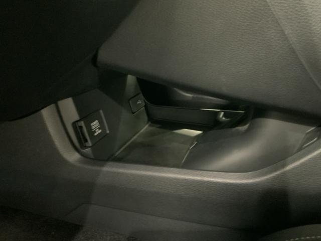 シビック ハッチバック H SENSING 最長5年保証 ワンオーナー ナビ TV Rカメラ BTオ-ディオ ETC LEDライト VSA シ-トヒ-タ- クルコン アルミ スマ-トキ- スペアキ- 盗難防止装置 整備記録簿(26枚目)