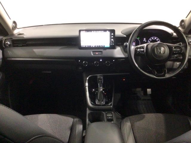 ヴェゼル ｅ：ＨＥＶＺ　ＢＳＩレス　Ｈ　ＳＥＮＳＩＮＧ　最長５年保証　純正ナビ　ＴＶ　Ｒカメラ　マルチビュ－　ＢＴオ－ディオ　ＥＴＣ　ＬＥＤライト　ＶＳＡ　シ－トヒ－タ－　クルコン　アルミ　スマ－トキ－　盗難防止装置　ＡＡＣ（9枚目）