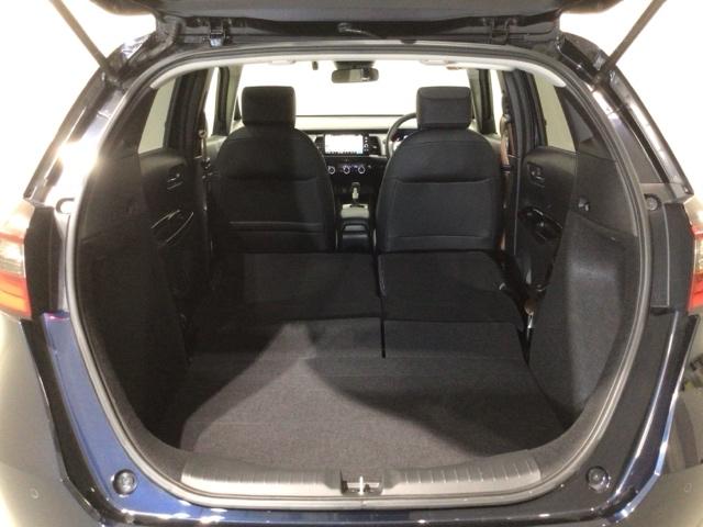 フィット ホーム20周年特別仕様車カーサ 最長5年保証 ワンオーナー 純正ナビ TV Rカメラ BTオーディオ ドラレコ ETC LEDライト VSA シ-トヒ-タ- クルコン アルミ スマ-トキ- 盗難防止装置 整備記録簿 AAC Bカメラ(18枚目)