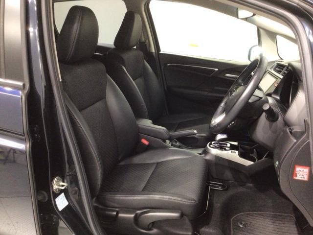 フィットハイブリッド Ｌパッケージ　あんしんＰＫＧ　１年保証　ワンオ－ナ－　ナビＶＸＭ－１７５ＶＦＥｉ　ＴＶ　Ｒカメラ　ＣＤ録音　ＢＴオ－ディオ　ＤＶＤ　ＥＴＣ　ＬＥＤライト　ＶＳＡ　クルコン　スマ－トキ－　盗難防止装置　整備記録簿（17枚目）