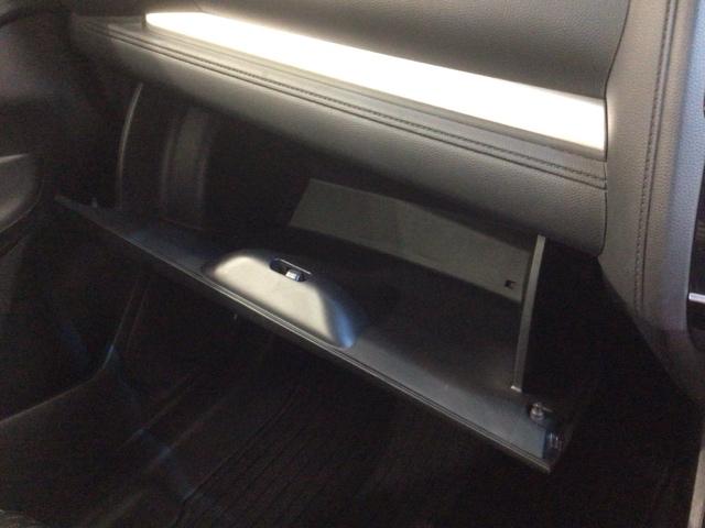 フィットハイブリッド Ｌパッケージ　あんしんＰＫＧ　１年保証　ワンオ－ナ－　ナビＶＸＭ－１７５ＶＦＥｉ　ＴＶ　Ｒカメラ　ＣＤ録音　ＢＴオ－ディオ　ＤＶＤ　ＥＴＣ　ＬＥＤライト　ＶＳＡ　クルコン　スマ－トキ－　盗難防止装置　整備記録簿（26枚目）