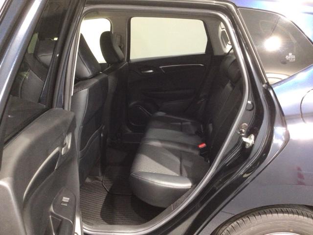 フィットハイブリッド Ｌパッケージ　あんしんＰＫＧ　１年保証　ワンオ－ナ－　ナビＶＸＭ－１７５ＶＦＥｉ　ＴＶ　Ｒカメラ　ＣＤ録音　ＢＴオ－ディオ　ＤＶＤ　ＥＴＣ　ＬＥＤライト　ＶＳＡ　クルコン　スマ－トキ－　盗難防止装置　整備記録簿（29枚目）