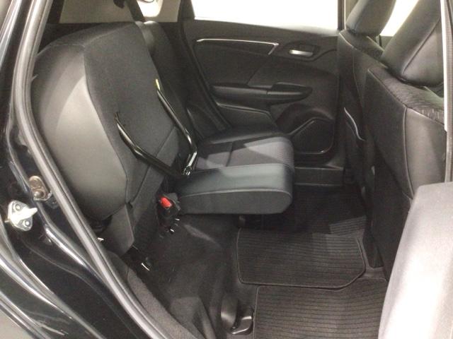 フィットハイブリッド Ｌパッケージ　あんしんＰＫＧ　１年保証　ワンオ－ナ－　ナビＶＸＭ－１７５ＶＦＥｉ　ＴＶ　Ｒカメラ　ＣＤ録音　ＢＴオ－ディオ　ＤＶＤ　ＥＴＣ　ＬＥＤライト　ＶＳＡ　クルコン　スマ－トキ－　盗難防止装置　整備記録簿（33枚目）