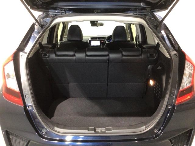 フィットハイブリッド Ｌパッケージ　あんしんＰＫＧ　１年保証　ワンオ－ナ－　ナビＶＸＭ－１７５ＶＦＥｉ　ＴＶ　Ｒカメラ　ＣＤ録音　ＢＴオ－ディオ　ＤＶＤ　ＥＴＣ　ＬＥＤライト　ＶＳＡ　クルコン　スマ－トキ－　盗難防止装置　整備記録簿（36枚目）