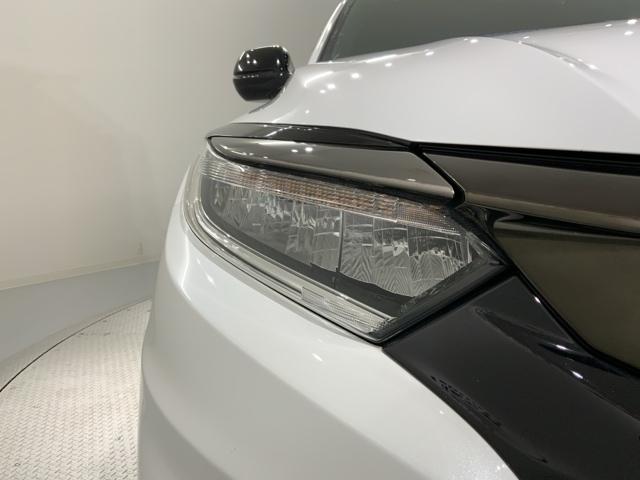 ヴェゼル ハイブリッドRS・ホンダセンシング 最長5年保証 ワンオーナー ナビVXM-197VFEI TV Rカメラ CD録音 BTオ-ディオ DVD ETC LEDライト VSA シートヒーター 電動シート クルコン アルミ フォグ スマキー(8枚目)