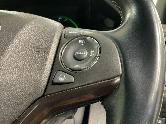 ヴェゼル ハイブリッドRS・ホンダセンシング 最長5年保証 ワンオーナー ナビVXM-197VFEI TV Rカメラ CD録音 BTオ-ディオ DVD ETC LEDライト VSA シートヒーター 電動シート クルコン アルミ フォグ スマキー(11枚目)