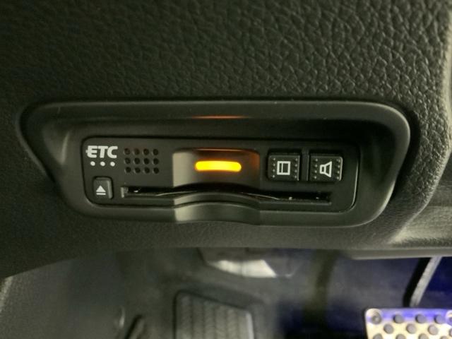 ヴェゼル ハイブリッドRS・ホンダセンシング 最長5年保証 ワンオーナー ナビVXM-197VFEI TV Rカメラ CD録音 BTオ-ディオ DVD ETC LEDライト VSA シートヒーター 電動シート クルコン アルミ フォグ スマキー(13枚目)