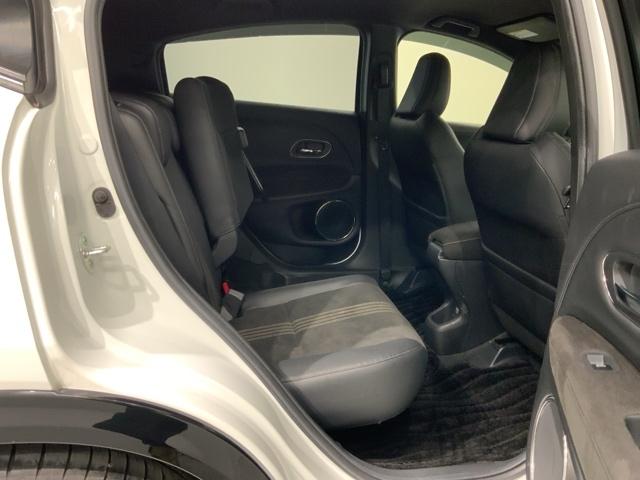 ヴェゼル ハイブリッドRS・ホンダセンシング 最長5年保証 ワンオーナー ナビVXM-197VFEI TV Rカメラ CD録音 BTオ-ディオ DVD ETC LEDライト VSA シートヒーター 電動シート クルコン アルミ フォグ スマキー(34枚目)