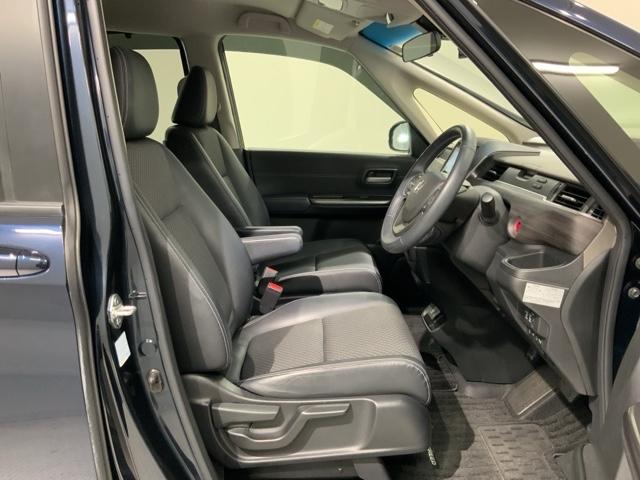 フリード Ｇ・ホンダセンシング　最長５年保証　ナビＶＸＭ－２１７ＶＦＮｉ　ＴＶ　Ｒカメラ　ＣＤ録音　ＢＴオ－ディオ　ＤＶＤ　ドラレコ　ＥＴＣ　ＬＥＤライト　両側電動ドア　ＶＳＡ　シ－トヒ－タ－　クルコン　アルミ　スマ－トキ－　ＡＡＣ（17枚目）