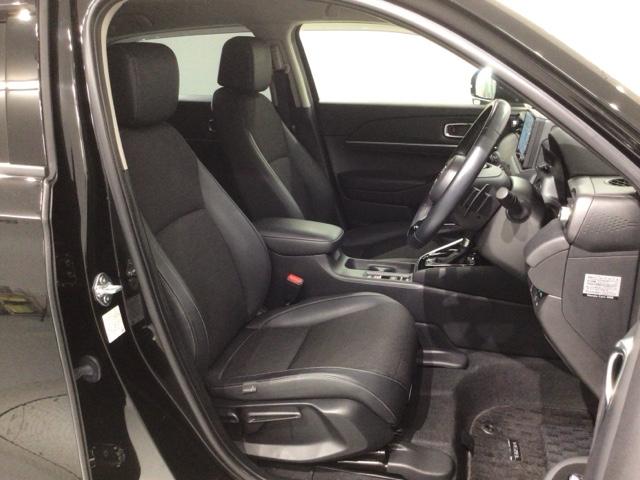 ヴェゼル ｅ：ＨＥＶＺ　Ｈ　ＳＥＮＳＩＮＧ　最長５年保証　ワンオ－ナ－　ナビＶＸＵ－２１５ＶＺｉ　ＴＶ　Ｒカメラ　ＣＤ録音　ＢＴオ－ディオ　ＤＶＤ　ＥＴＣ　ＶＳＡ　シ－トヒ－タ－　クルコン　アルミ　スマ－トキ－　盗難防止装置（17枚目）