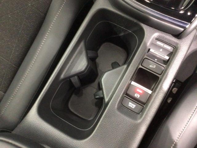 ヴェゼル ｅ：ＨＥＶＺ　Ｈ　ＳＥＮＳＩＮＧ　最長５年保証　ワンオ－ナ－　ナビＶＸＵ－２１５ＶＺｉ　ＴＶ　Ｒカメラ　ＣＤ録音　ＢＴオ－ディオ　ＤＶＤ　ＥＴＣ　ＶＳＡ　シ－トヒ－タ－　クルコン　アルミ　スマ－トキ－　盗難防止装置（25枚目）