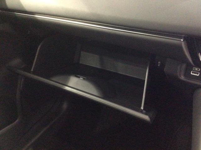 ヴェゼル ｅ：ＨＥＶＺ　Ｈ　ＳＥＮＳＩＮＧ　最長５年保証　ワンオ－ナ－　ナビＶＸＵ－２１５ＶＺｉ　ＴＶ　Ｒカメラ　ＣＤ録音　ＢＴオ－ディオ　ＤＶＤ　ＥＴＣ　ＶＳＡ　シ－トヒ－タ－　クルコン　アルミ　スマ－トキ－　盗難防止装置（27枚目）