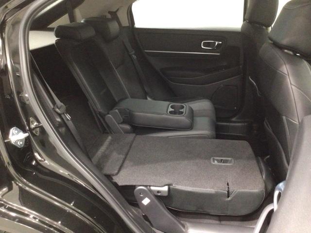 ヴェゼル ｅ：ＨＥＶＺ　Ｈ　ＳＥＮＳＩＮＧ　最長５年保証　ワンオ－ナ－　ナビＶＸＵ－２１５ＶＺｉ　ＴＶ　Ｒカメラ　ＣＤ録音　ＢＴオ－ディオ　ＤＶＤ　ＥＴＣ　ＶＳＡ　シ－トヒ－タ－　クルコン　アルミ　スマ－トキ－　盗難防止装置（31枚目）