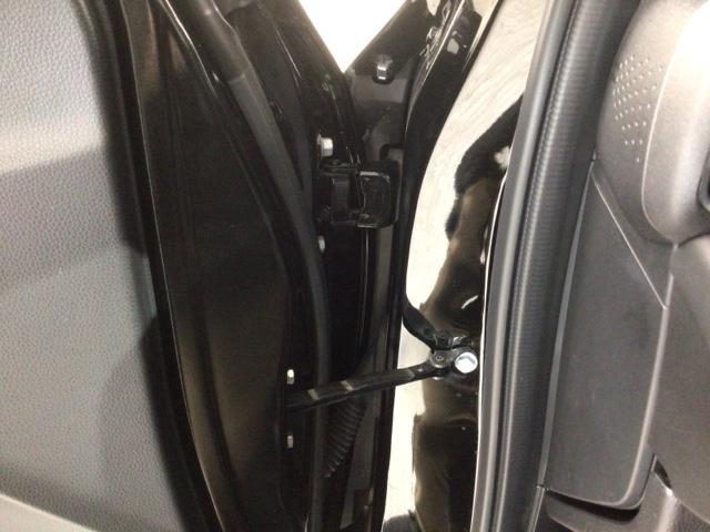 ヴェゼル ｅ：ＨＥＶＺ　Ｈ　ＳＥＮＳＩＮＧ　最長５年保証　ワンオ－ナ－　ナビＶＸＵ－２１５ＶＺｉ　ＴＶ　Ｒカメラ　ＣＤ録音　ＢＴオ－ディオ　ＤＶＤ　ＥＴＣ　ＶＳＡ　シ－トヒ－タ－　クルコン　アルミ　スマ－トキ－　盗難防止装置（42枚目）