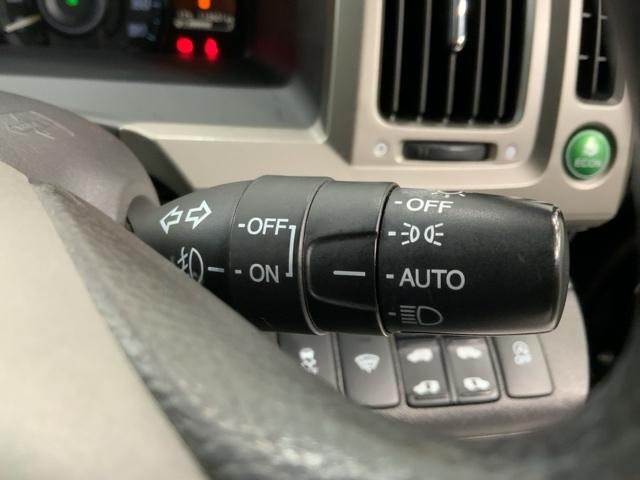 ステップワゴン Gコンフォートセレクション 1年保証 ワンオーナー ナビVXM-155VFNI TV Rカメラ CD録音 DVD ドラレコ ETC HID VSA 両側電動ドア クルコン フォグ スマートキー 盗難防止装置 整備記録簿 AAC(10枚目)