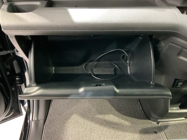 ステップワゴン Gコンフォートセレクション 1年保証 ワンオーナー ナビVXM-155VFNI TV Rカメラ CD録音 DVD ドラレコ ETC HID VSA 両側電動ドア クルコン フォグ スマートキー 盗難防止装置 整備記録簿 AAC(25枚目)