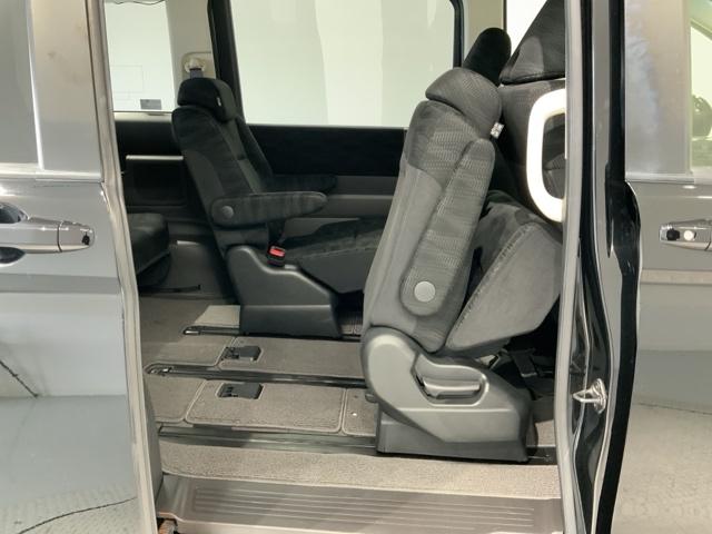 ステップワゴン Gコンフォートセレクション 1年保証 ワンオーナー ナビVXM-155VFNI TV Rカメラ CD録音 DVD ドラレコ ETC HID VSA 両側電動ドア クルコン フォグ スマートキー 盗難防止装置 整備記録簿 AAC(33枚目)