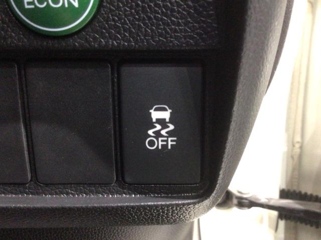 Ｎ－ＯＮＥ Ｇ・Ｌパッケージ　１年保証　ワンオ－ナ－　ナビＶＸＭ－１２８ＶＳ　ＴＶ　Ｒカメラ　ＤＶＤ　ＥＴＣ　ＨＩＤ　ＶＳＡ　スマ－トキ－　盗難防止装置　整備記録簿　ＡＡＣ　スペアキ－　ドアバイザ－　ベンチシ－ト　Ｗエアバッグ（10枚目）