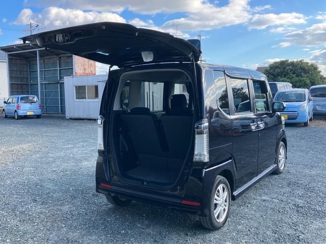N-BOXカスタム G・Lパッケージ 車検R9年11月/地デジTVナビ/Bluetooth対応/プッシュスタート/スマートキー/オートエアコン/オートHIDライト/パワースライドドア/電格ミラー/純正AW/タイミングチェーン/フル装備/(19枚目)
