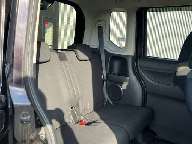N-BOXカスタム G・Lパッケージ 車検R9年11月/地デジTVナビ/Bluetooth対応/プッシュスタート/スマートキー/オートエアコン/オートHIDライト/パワースライドドア/電格ミラー/純正AW/タイミングチェーン/フル装備/(23枚目)