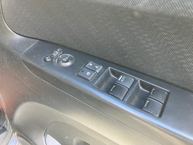 N-BOXカスタム G・Lパッケージ 車検R9年11月/地デジTVナビ/Bluetooth対応/プッシュスタート/スマートキー/オートエアコン/オートHIDライト/パワースライドドア/電格ミラー/純正AW/タイミングチェーン/フル装備/(31枚目)