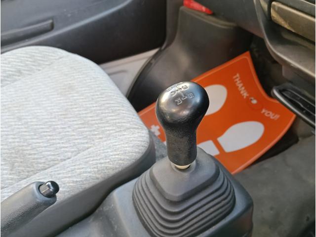 キャリイトラック KUスペシャル タイミングチェーン/エアコン/パワステ/5速マニュアル/実走行5万キロ台/荷台マット/保証付き/(23枚目)