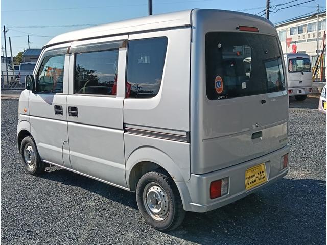 エブリイ PA タイヤ4本新品交換/車検令和9年3月/タイミングチェーン/インパネオートマチック/リモコンキー/レベライザー/パワーウィンドウ/スライドドア/(8枚目)