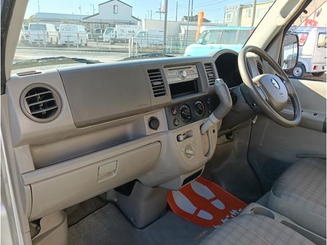 エブリイ PA タイヤ4本新品交換/車検令和9年3月/タイミングチェーン/インパネオートマチック/リモコンキー/レベライザー/パワーウィンドウ/スライドドア/(14枚目)