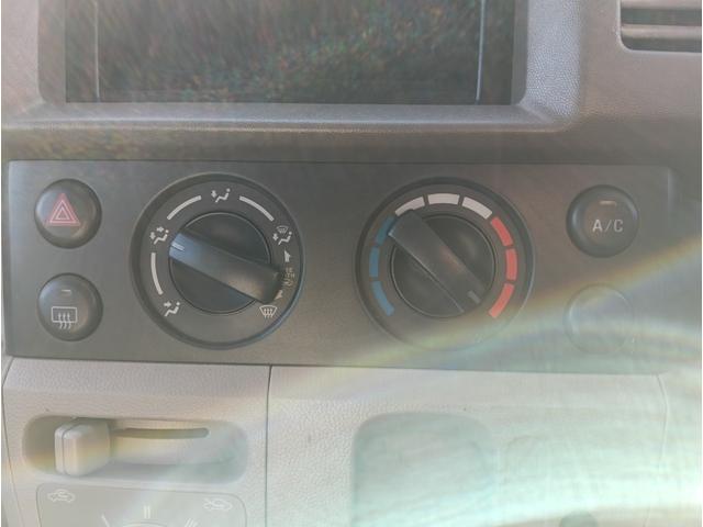 エブリイ PA タイヤ4本新品交換/車検令和9年3月/タイミングチェーン/インパネオートマチック/リモコンキー/レベライザー/パワーウィンドウ/スライドドア/(21枚目)