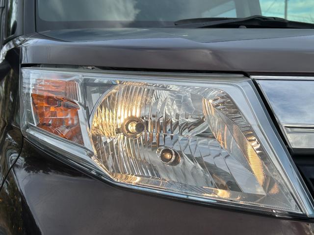 ルーミー G S ナビ バックカメラ フリップダウンモニター 衝突安全ブレーキ 両側パワースライドドア スマートキー プッシュスタート 走行3万キロ(3枚目)