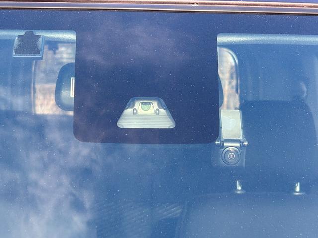 ルーミー G S ナビ バックカメラ フリップダウンモニター 衝突安全ブレーキ 両側パワースライドドア スマートキー プッシュスタート 走行3万キロ(9枚目)