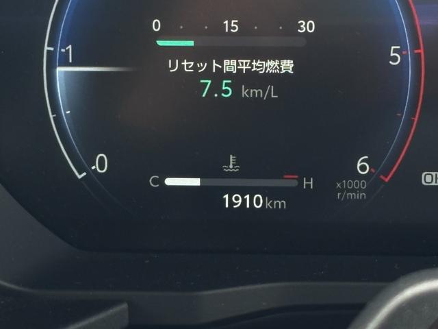 ランドクルーザー２５０ ＺＸファーストエディション　ワンオーナー　純正１２．３型ナビ　ＪＢＬサウンド　フルセグ　ＢＴ対応　パノラマカメラ　サンルーフ　茶革シート　丸目ヘッド　ルーフレール　セーフティセンス　デジタルインナーミラー　シートエアコン　保証書（16枚目）