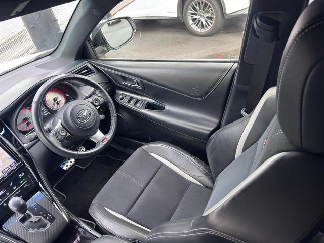 ハリアー エレガンス GRスポーツ 純正9インチナビフルセグ ハーフレザーシート トヨタセーフティセンス スマートキーX2 ドラレコ ETC バックカメラ LEDヘッドライト フォグ 純正19AW ディーラー整備記録簿4枚 保証書 取説(8枚目)