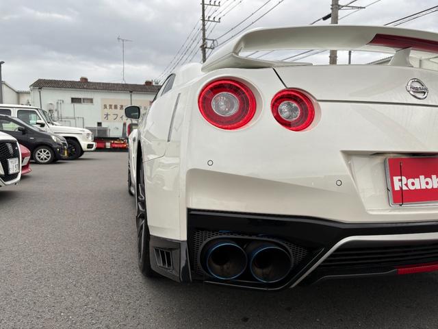 NISSAN GT-R PREMIUM EDITION