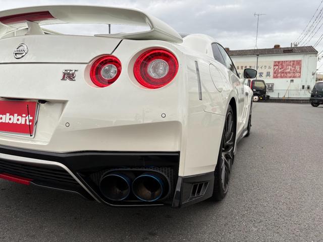 NISSAN GT-R PREMIUM EDITION