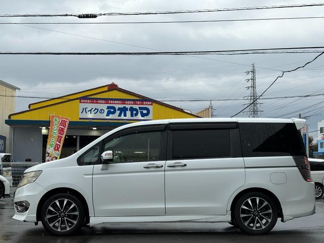 ステップワゴンスパーダ Z クールスピリット 純正9インチナビ フルセグ 外フリップダウンモニター 両側パワースライドドア スマートキーX2 DVD クルコン バックカメラ ETC HIDヘッドライト アイドリングストップ(4枚目)