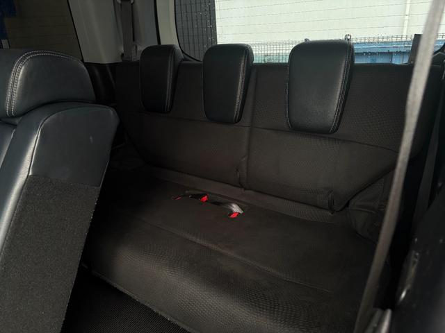 ステップワゴンスパーダ Z クールスピリット 純正9インチナビ フルセグ 外フリップダウンモニター 両側パワースライドドア スマートキーX2 DVD クルコン バックカメラ ETC HIDヘッドライト アイドリングストップ(13枚目)