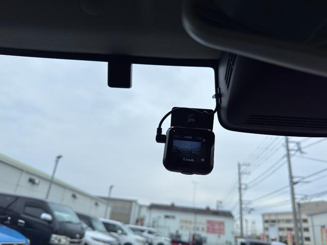 ジムニー ＸＣ　ワンオーナー　外ナビ　フルセグ　バックカメラ　ＬＥＤヘッドライト　ブレーキサポート　前席シートヒーター　ＥＴＣ　ドラレコ　ＤＶＤ　ＢＴオーディオ対応　クルコン　スマートキーＸ２　保証書　取説　記録簿（15枚目）