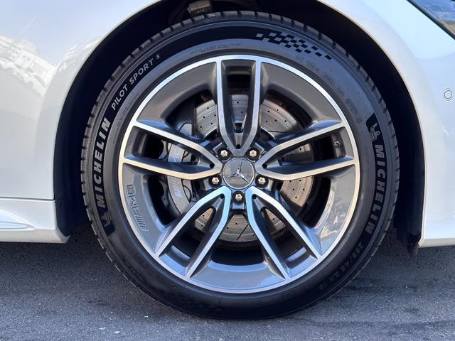 GT 4ドアクーペ 43 4マチック+ エクスクルーシブPKG サンルーフ 純正ナビ フルセグ パノラマカメラ スマートキーX2 ブルメスター ETC2.0 HUD レーダーセーフティ ベンチレーターシート LEDヘッドライト 保 取説(28枚目)