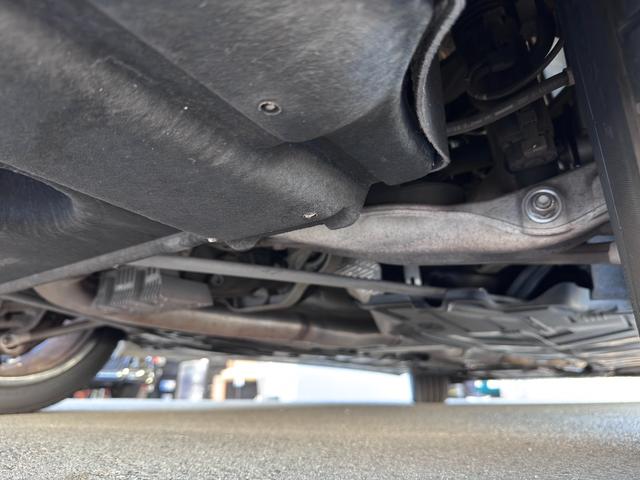 GT 4ドアクーペ 43 4マチック+ エクスクルーシブPKG サンルーフ 純正ナビ フルセグ パノラマカメラ スマートキーX2 ブルメスター ETC2.0 HUD レーダーセーフティ ベンチレーターシート LEDヘッドライト 保 取説(34枚目)