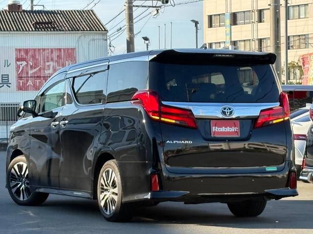 アルファード ２．５Ｓ　Ｃパッケージ　法人１オーナー　純正ナビ　フルセグ　フリップダウンモニター　サンルーフ　黒革シート　デジタルインナーミラー　ＤＶＤデッキ　前後ドラレコ　ＥＴＣ２．０　スマートキーＸ２　ベンチレーションシート　Ｂカメラ（5枚目）
