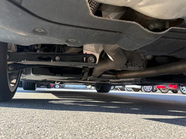 7シリーズ 750i Mスポーツ メーカーナビ フルセグ サンルーフ 黒革シート ハーマンカードン LED パノラマカメラ 外21AW ブレーキサポート パワートランク コーナーセンサー ディーラー整備記録簿 保証書 取説 スペアキー(34枚目)