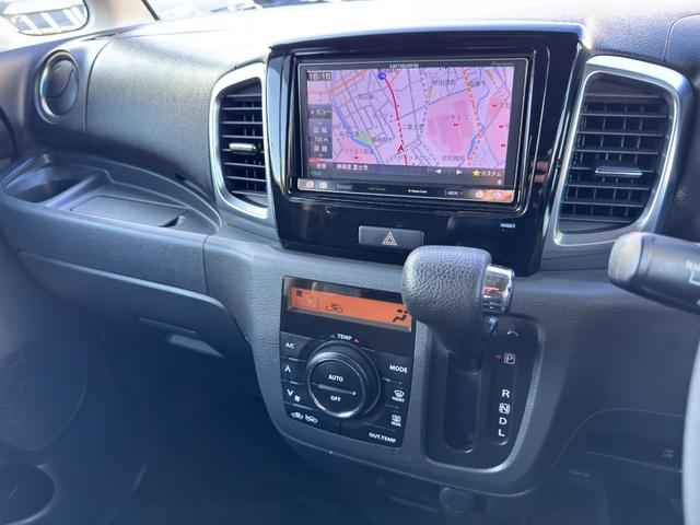 スペーシアカスタム ＴＳ　外ナビ　フルセグ　両側Ｐスラ　アイドリングストップ　ＨＩＤヘッドライト　純正１５ＡＷ　スマートキーＸ２　Ｈ２８年から毎年ディーラー整備記録簿　保証書　取説　スペアキー（11枚目）