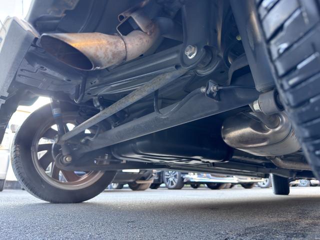 スペーシアカスタム ＴＳ　外ナビ　フルセグ　両側Ｐスラ　アイドリングストップ　ＨＩＤヘッドライト　純正１５ＡＷ　スマートキーＸ２　Ｈ２８年から毎年ディーラー整備記録簿　保証書　取説　スペアキー（24枚目）