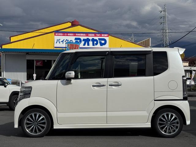 Ｎ－ＢＯＸカスタム Ｇ・ターボＬパッケージ　純正ナビ　フルセグ　両側パワースライドドア　ハーフレザーシート　プッシュスタート　バックカメラ　ブレーキサポート　ＤＶＤ再生　ＢＴオーディオ対応　ＨＩＤヘッドライト　前後ドラレコ　シートバックテーブル（4枚目）