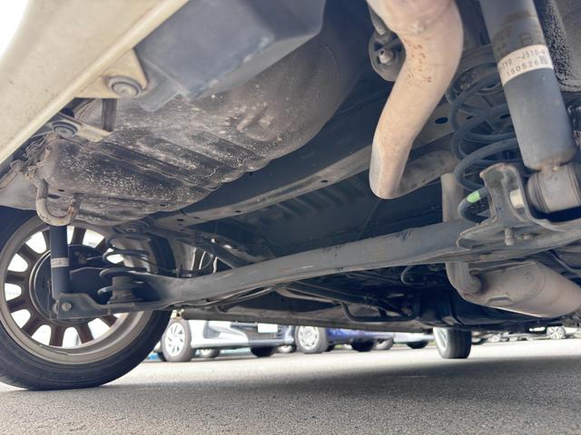 Ｎ－ＢＯＸカスタム Ｇ・ターボＬパッケージ　純正ナビ　フルセグ　両側パワースライドドア　ハーフレザーシート　プッシュスタート　バックカメラ　ブレーキサポート　ＤＶＤ再生　ＢＴオーディオ対応　ＨＩＤヘッドライト　前後ドラレコ　シートバックテーブル（29枚目）