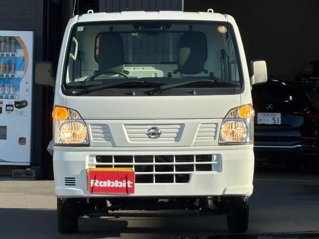 NT100クリッパートラック DX セーフティパッケージ エアコン パワステ エアバック ブレーキサポート ABS 荷台ゴムマット スペアタイヤ 保証書 取説 記録簿(2枚目)