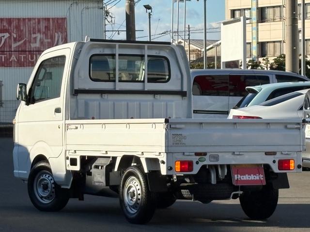 NT100クリッパートラック DX セーフティパッケージ エアコン パワステ エアバック ブレーキサポート ABS 荷台ゴムマット スペアタイヤ 保証書 取説 記録簿(5枚目)